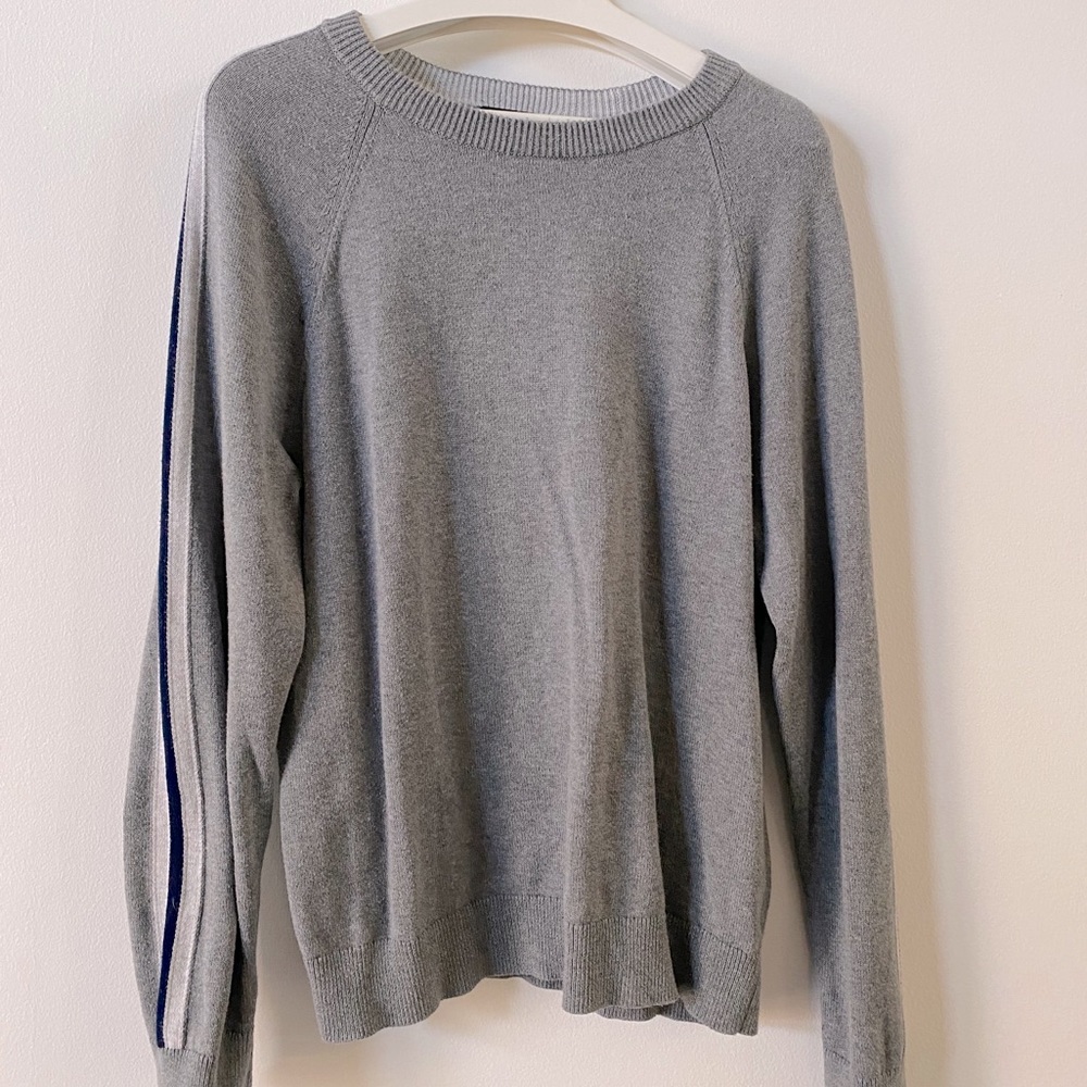 EXPRESS - Grey Sweater W/ Lt Grey & Navy Detail